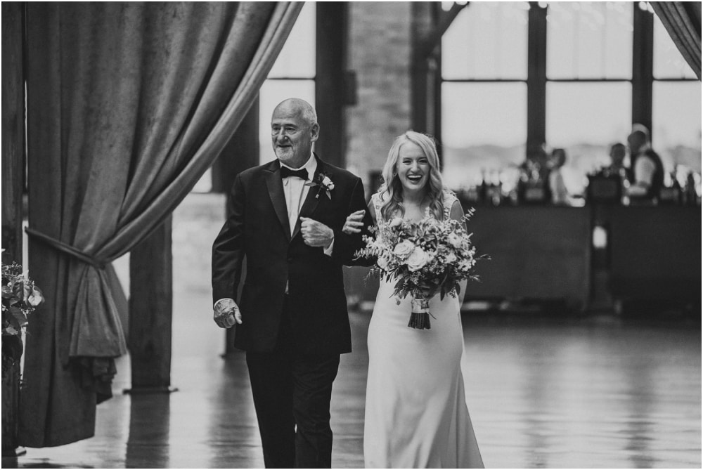 Bridgeport Art Center Wedding This Is Feeling Photography